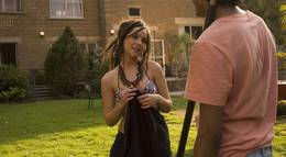 Кадр из фильма "Дефицит" - 2