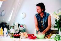 Кадр Взгляни налево – увидишь шведа