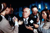 Кадр Абсолютная власть