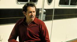 Кадр из фильма "Гонки с дьяволом" - 2