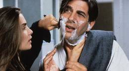 Кадр из фильма "Горькая луна" - 2