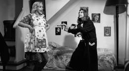 Кадр из фильма "Женщины, женщины" - 1