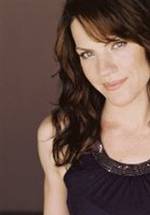 Стефани Чайковский фото