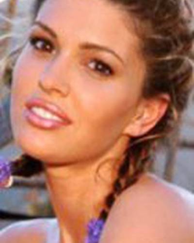 Тейлор Хэйес фото