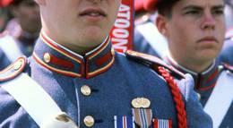 Кадр из фильма "Отбой" - 2