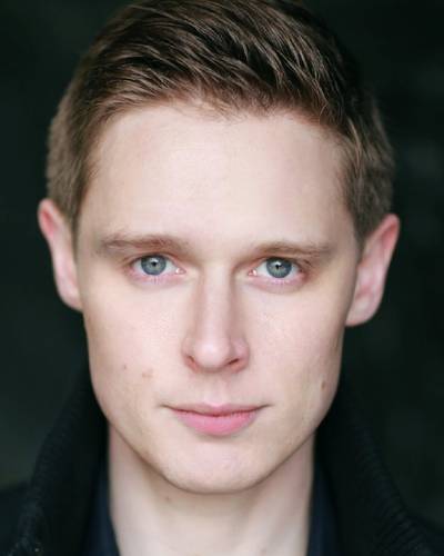 Сэмюэл Барнетт фото