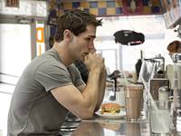 Кадр Быть человеком