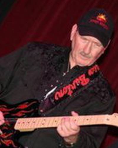 Джеймс Бертон фото