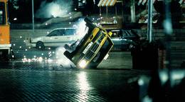 Кадр из фильма "Под откос" - 1