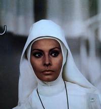 Кадр Белый, красный и...