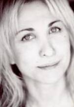 Лора Фавали фото