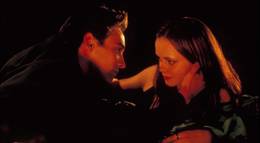 Кадр из фильма "Нация прозака" - 2