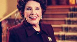 Кадр из фильма "Узурпаторша" - 1