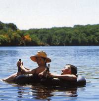 Кадр Гуляют, болтают