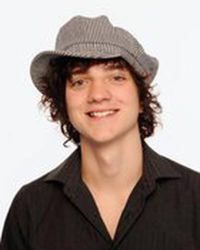 Себастьян Грегори фото