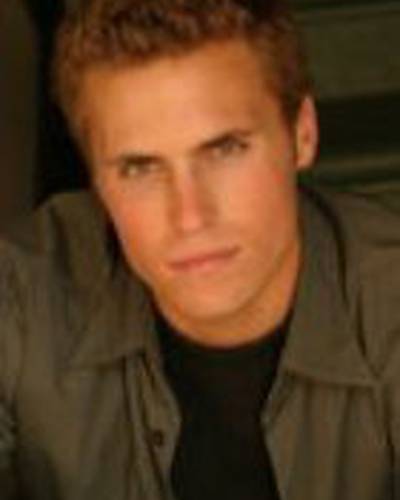 Логан Мулвей фото