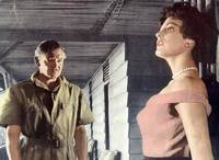 Кадр Могамбо