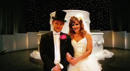 Кадр из фильма "Конфетти" - 1