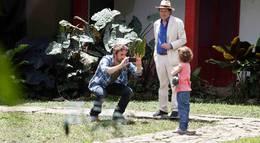 Кадр из фильма "Из темноты" - 2