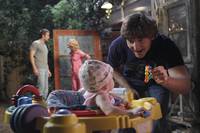 Кадр Воспитывая Хоуп