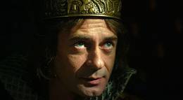 Кадр из фильма "Во имя короля" - 1