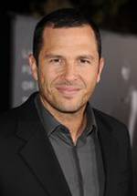 Эрик Ньюман фото