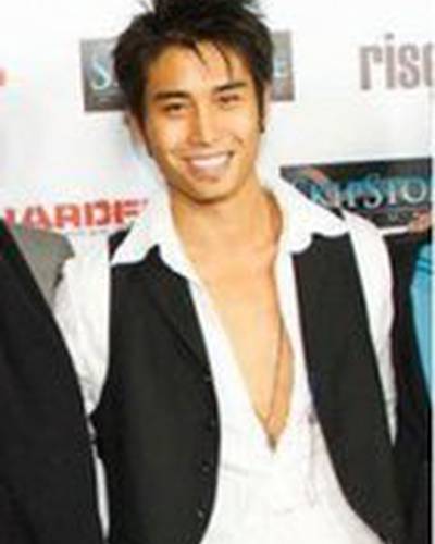 Anthony Kongphan фото