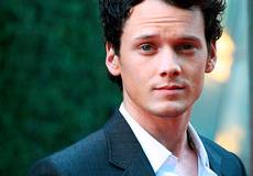 К Антону Ельчину вернется мертвая подружка