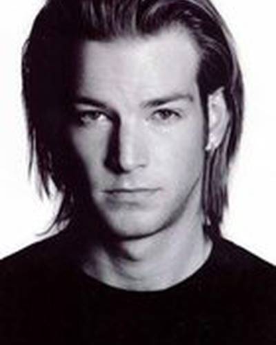 Шон Броснан фото