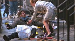 Кадр из фильма "Неверная" - 1