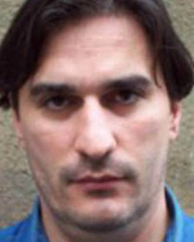 Роберт-Адриан Пежо фото