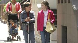 Кадр из фильма "Маленький Манхэттен" - 1