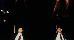 Кадр из фильма "Стриптиз" - 1