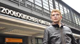 Кадр из фильма "Парни на продажу" - 1