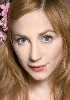 Жюли Депардье