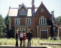 Кадр Дьявольский особняк