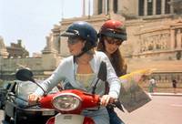 Кадр Сабрина едет в Рим