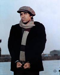 Кадр Эмигрант