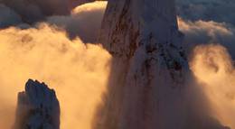 Кадр из фильма "Cerro Torre: A Snowball