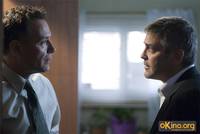 Кадр Майкл Клейтон