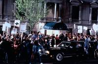 Кадр Костер тщеславий