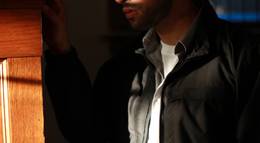 Кадр из фильма "Под перекрестным огнем" - 2