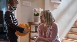 Кадр из фильма "Омен: Перерождение" - 2