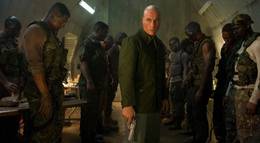 Кадр из фильма "Универсальный солдат 4" - 2