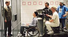 Кадр из фильма "Антитела" - 2