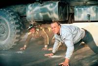 Кадр Искры из глаз