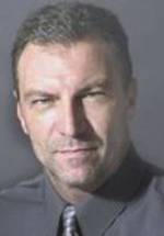 Стивен Мейнс фото