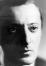 Густав Махаты фото