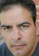 Том Робертс фото