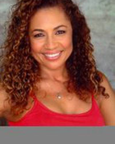 Клодетт Джеймс фото